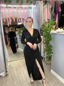 Arriving Late Dress (Black)