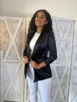 Stephanie Blazer (Black)
