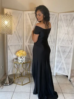 Veronica Dress (Black)